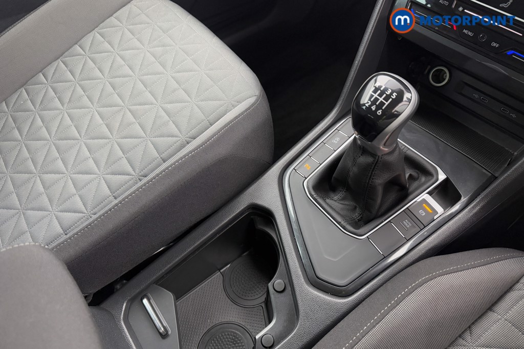 Volkswagen Tiguan Life Manual Petrol SUV - Stock Number (1571228) - 13th supplementary image