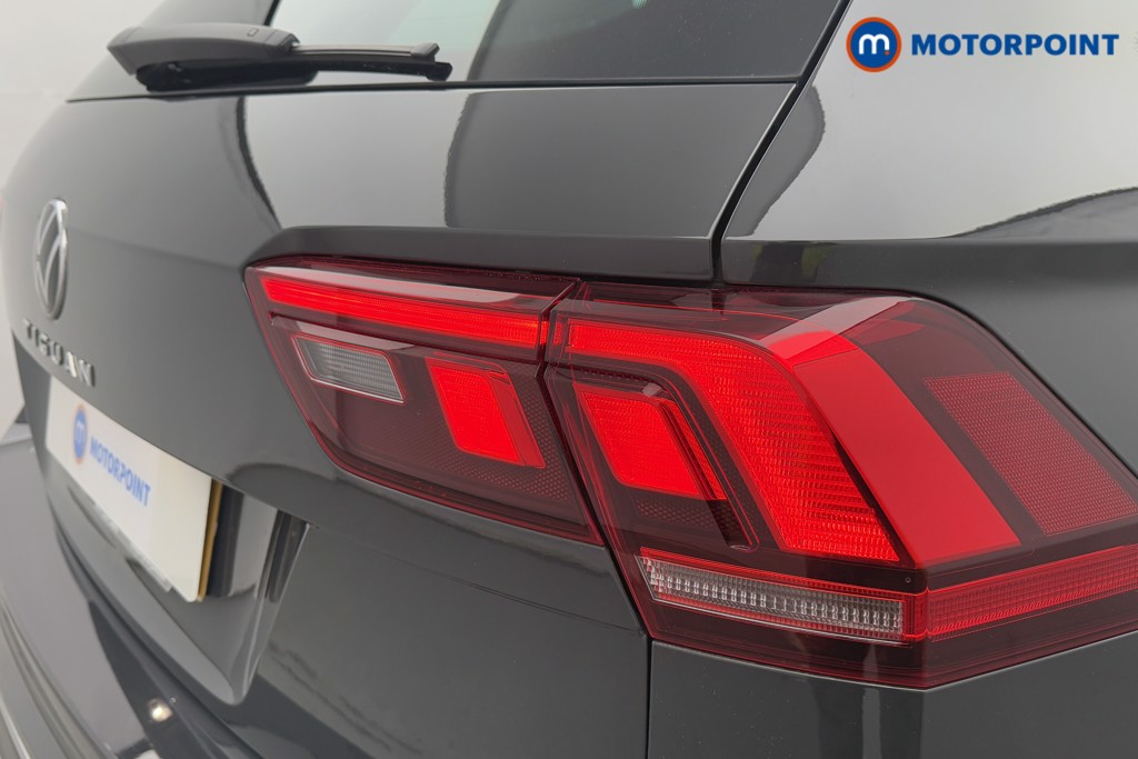 Volkswagen Tiguan Life Manual Petrol SUV - Stock Number (1571228) - 24th supplementary image