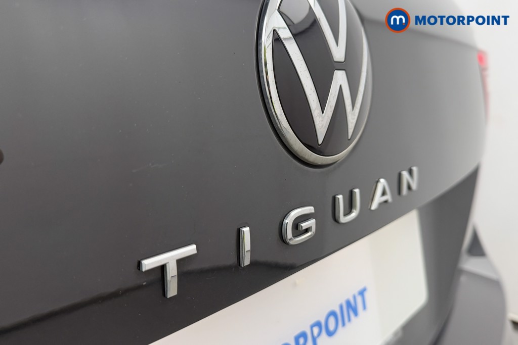 Volkswagen Tiguan Life Manual Petrol SUV - Stock Number (1571228) - 26th supplementary image