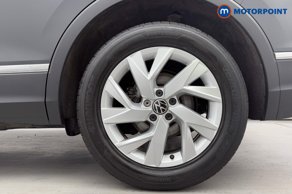 Volkswagen Tiguan Life Manual Petrol SUV - Stock Number (1571228) - 31st supplementary image