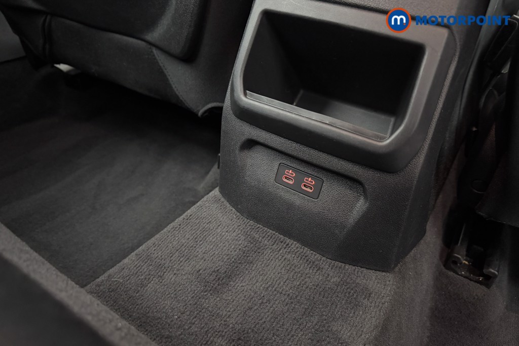 BMW 1 Series SE Automatic Petrol Hatchback - Stock Number (1571902) - 21st supplementary image