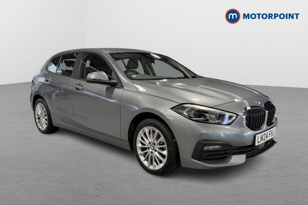 BMW 1 Series SE Automatic Petrol Hatchback - Stock Number (1571902) - Drivers side front corner