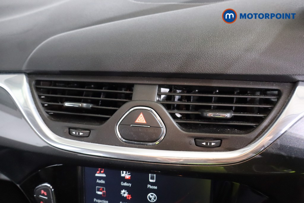 Vauxhall Corsa SE Manual Petrol Hatchback - Stock Number (1571960) - 4th supplementary image