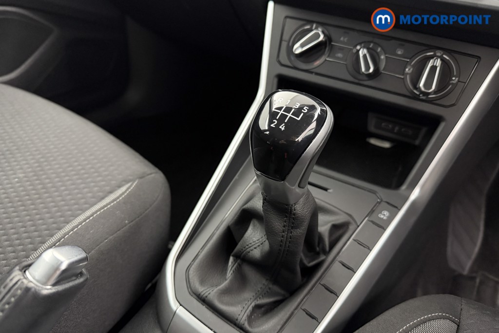 Volkswagen Polo Life Manual Petrol Hatchback - Stock Number (1572579) - 13th supplementary image