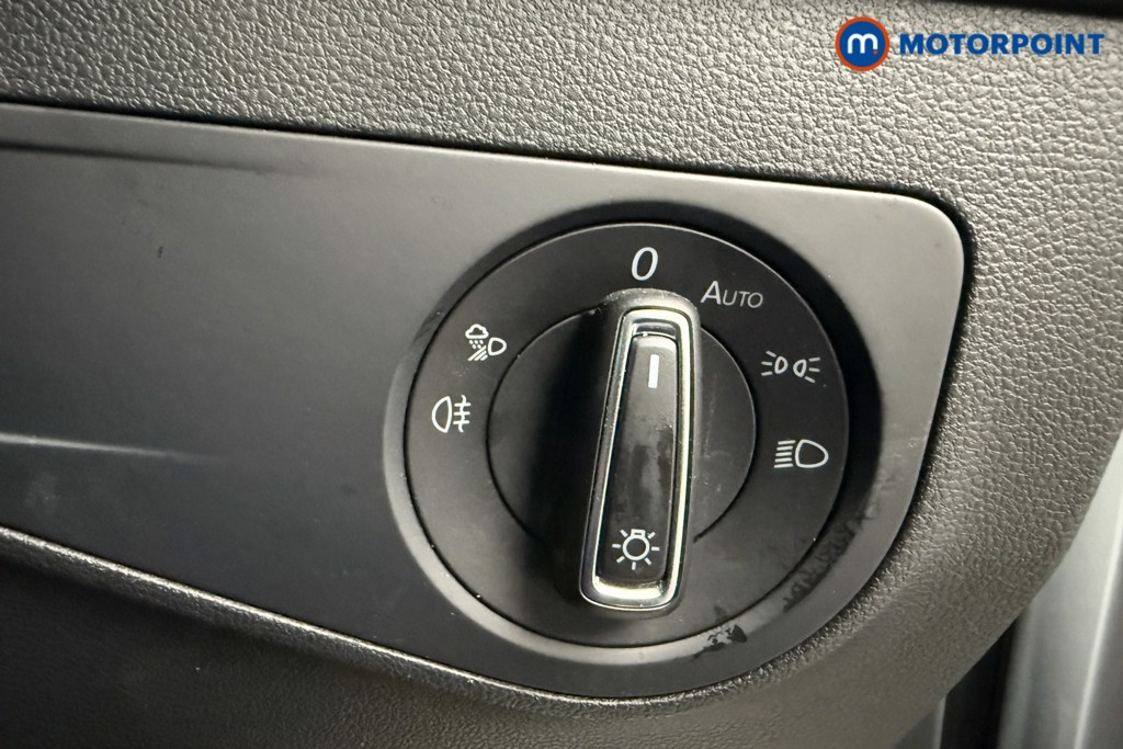 Volkswagen Tiguan Elegance Automatic Petrol SUV - Stock Number (1572582) - 17th supplementary image
