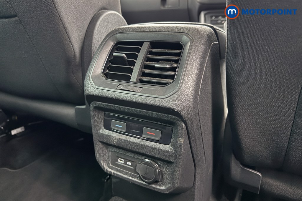 Volkswagen Tiguan Elegance Automatic Petrol SUV - Stock Number (1572582) - 23rd supplementary image