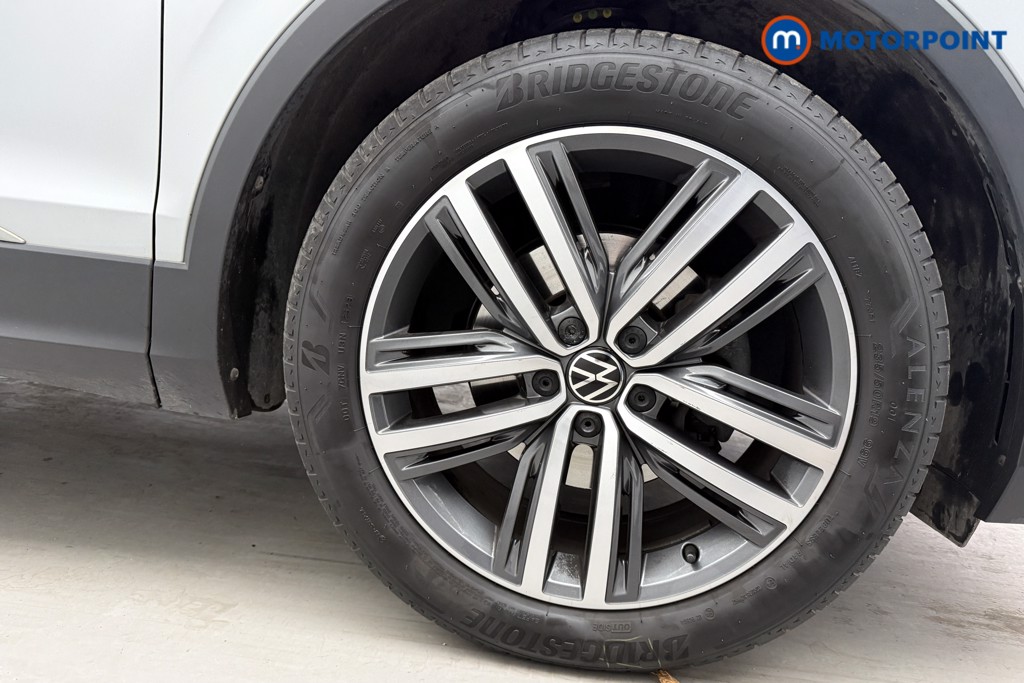 Volkswagen Tiguan Elegance Automatic Petrol SUV - Stock Number (1572582) - 32nd supplementary image