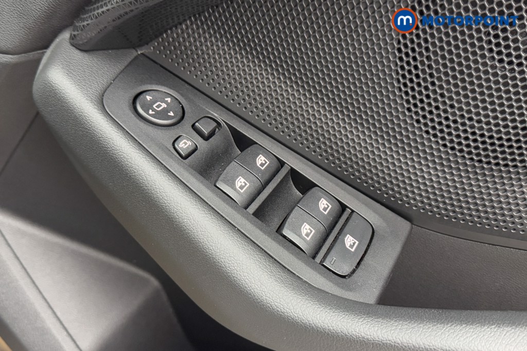 BMW 1 Series Sport Manual Petrol Hatchback - Stock Number (1572909) - 17th supplementary image