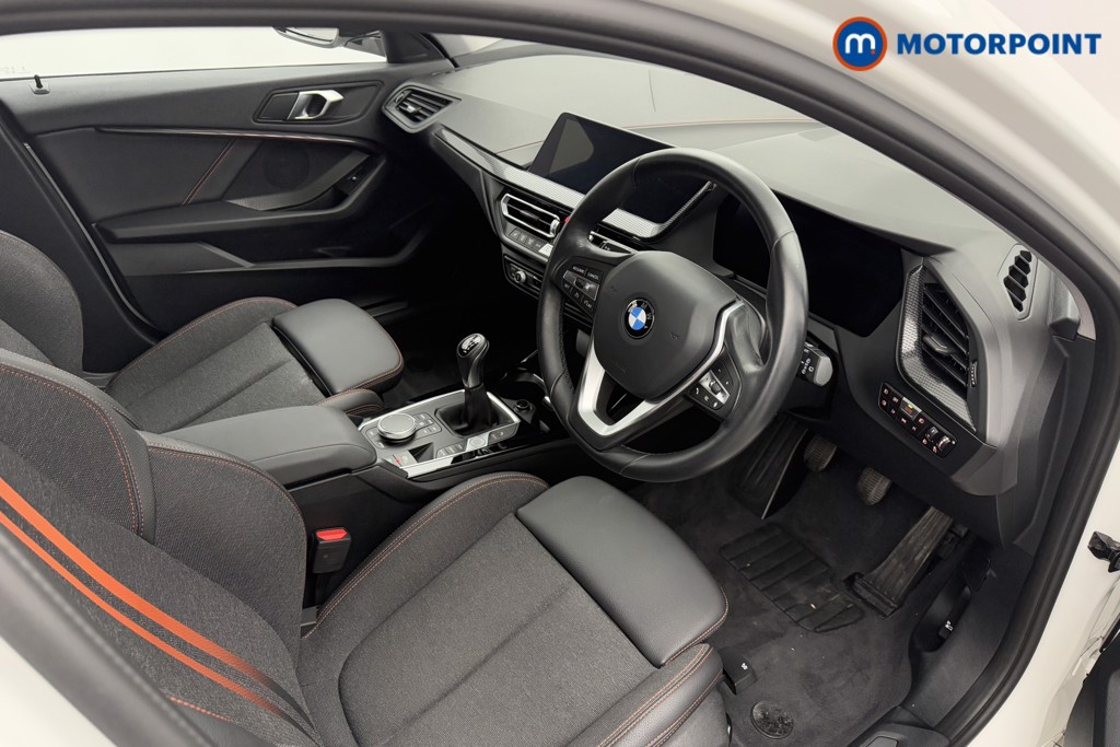 BMW 1 Series Sport Manual Petrol Hatchback - Stock Number (1572909) - 1st supplementary image