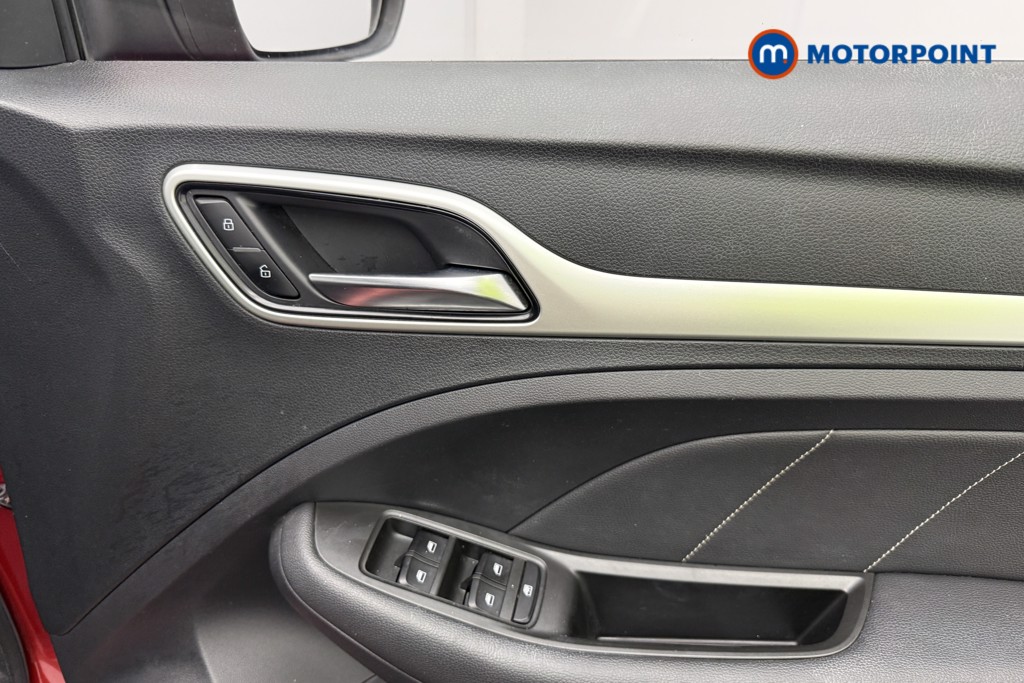 Mg Motor Uk ZS Exclusive Manual Petrol SUV - Stock Number (1573050) - 13th supplementary image