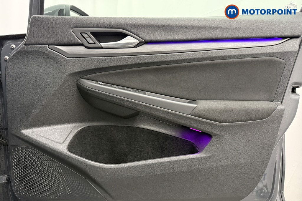 Volkswagen Golf Style Manual Petrol Hatchback - Stock Number (1573763) - 22nd supplementary image