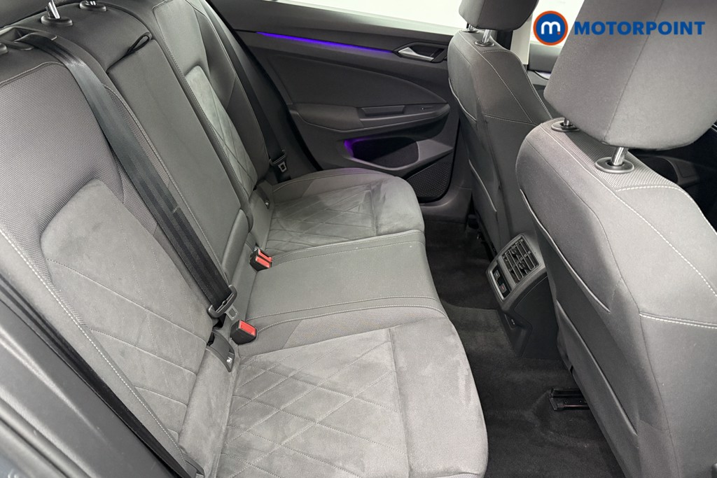 Volkswagen Golf Style Manual Petrol Hatchback - Stock Number (1573763) - 26th supplementary image