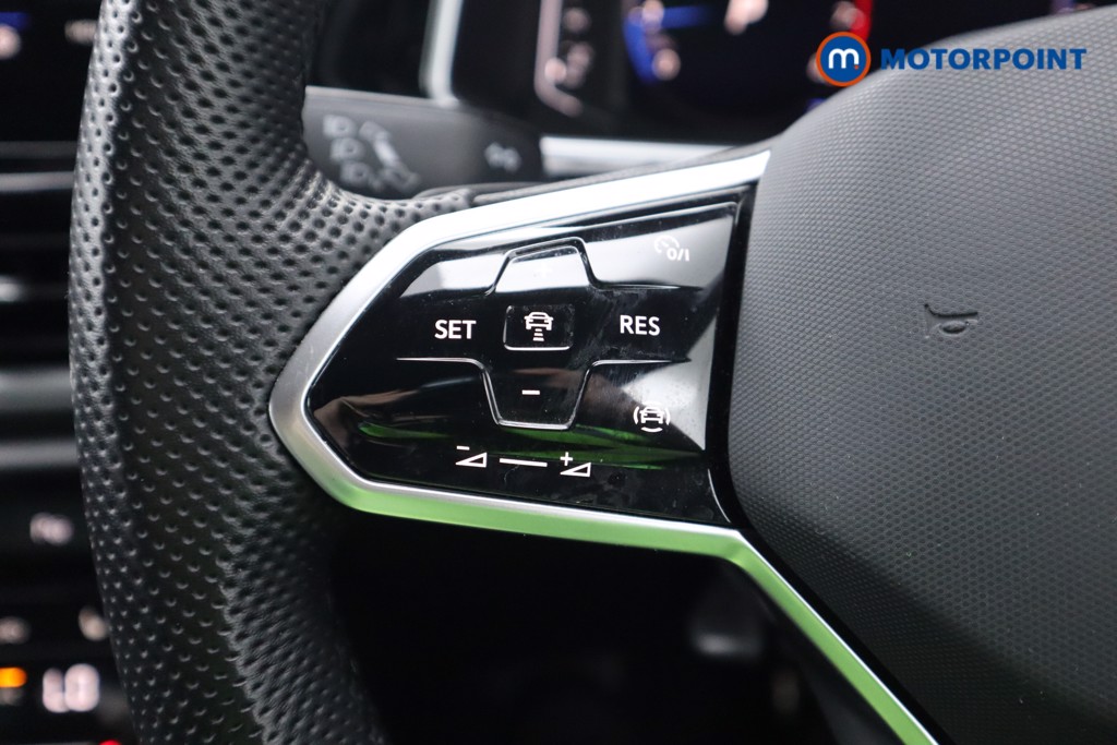 Volkswagen T-Roc R-Line Automatic Petrol SUV - Stock Number (1573859) - 6th supplementary image