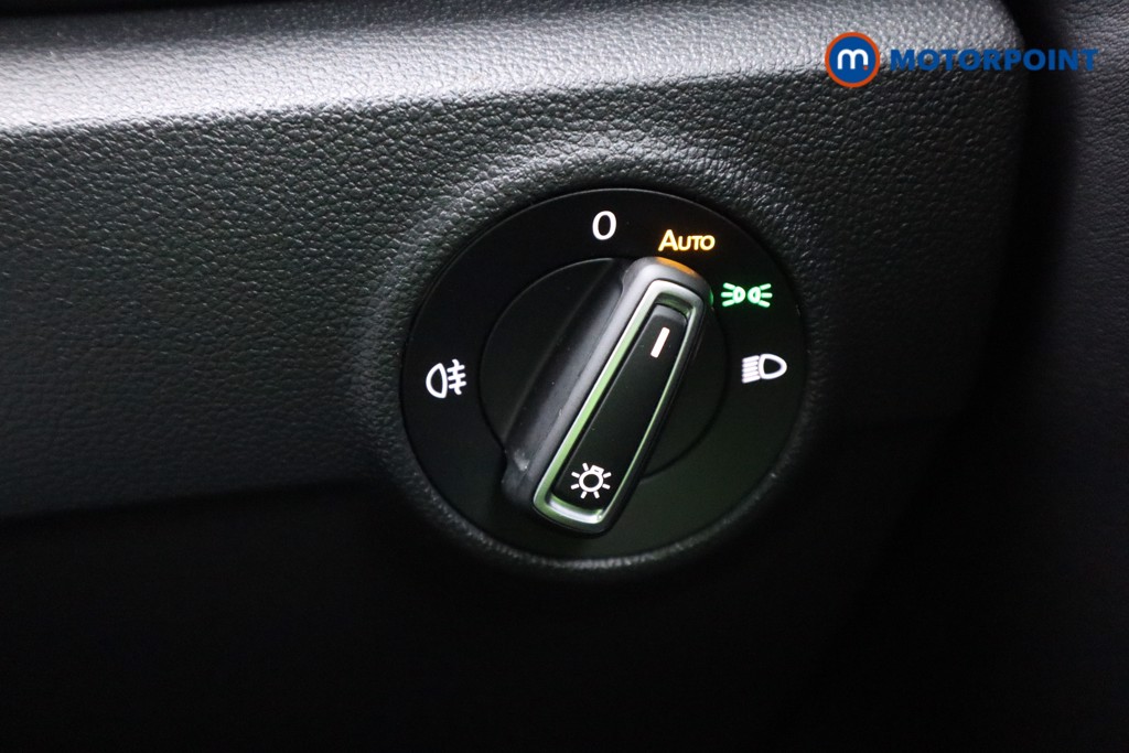 Volkswagen T-Roc R-Line Automatic Petrol SUV - Stock Number (1573859) - 9th supplementary image