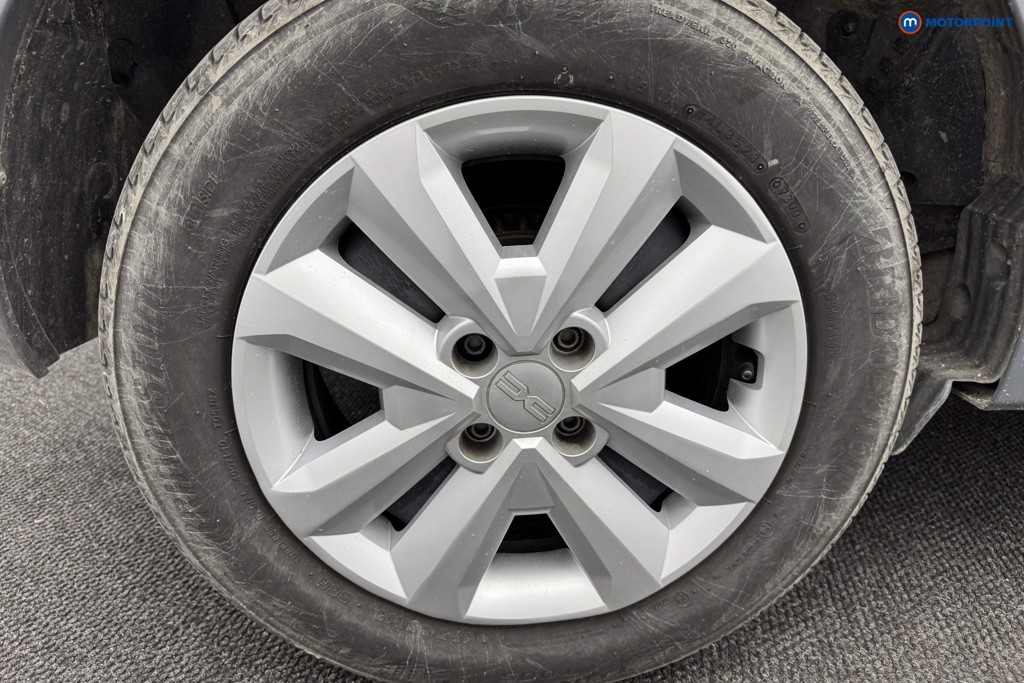 Dacia Sandero Expression Manual Petrol Hatchback - Stock Number (1574090) - 30th supplementary image