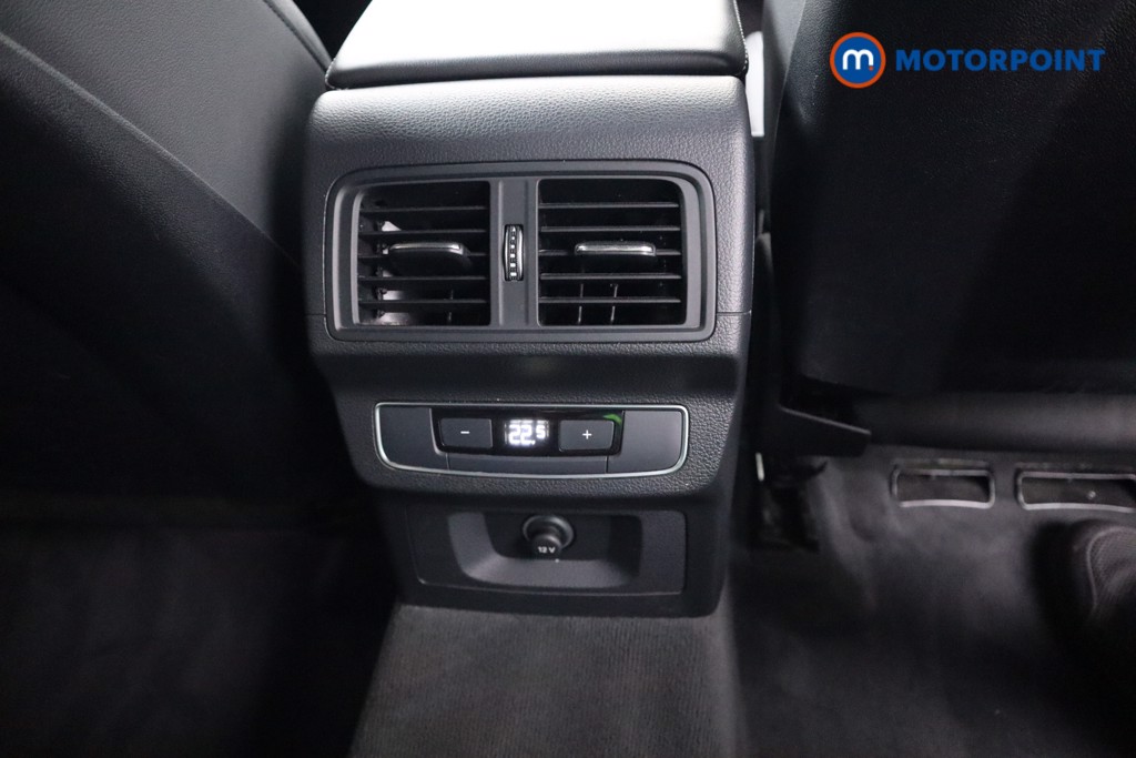 Audi Q5 S Line Automatic Petrol Plug-In Hybrid SUV - Stock Number (1574686) - 19th supplementary image