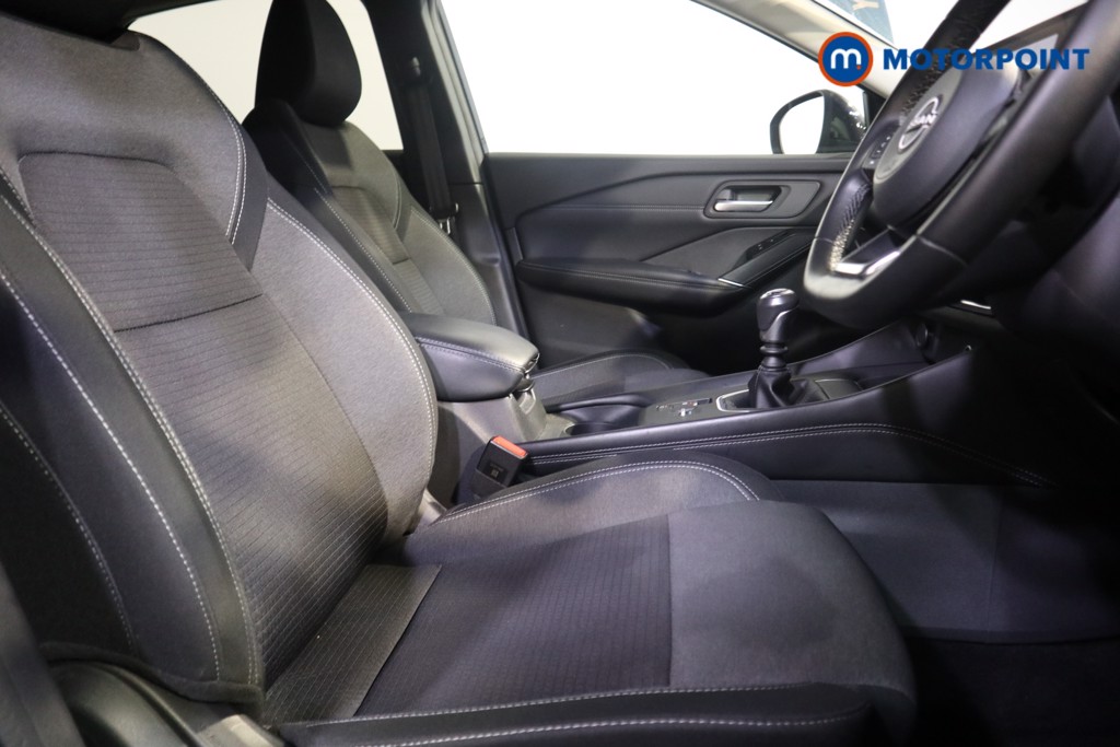 Nissan Qashqai N-Connecta Manual Petrol SUV - Stock Number (1575089) - 11th supplementary image
