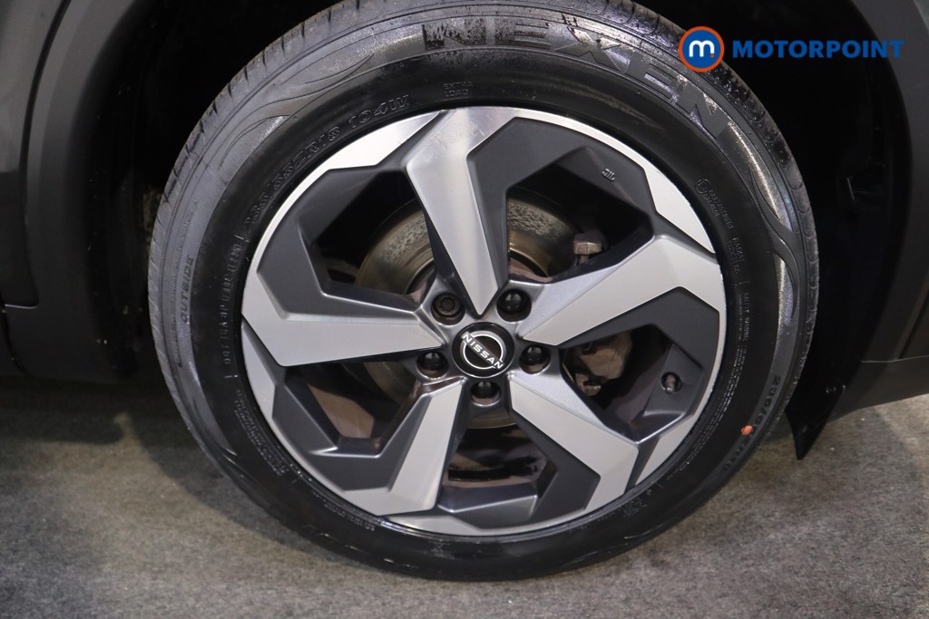 Nissan Qashqai N-Connecta Manual Petrol SUV - Stock Number (1575089) - 15th supplementary image