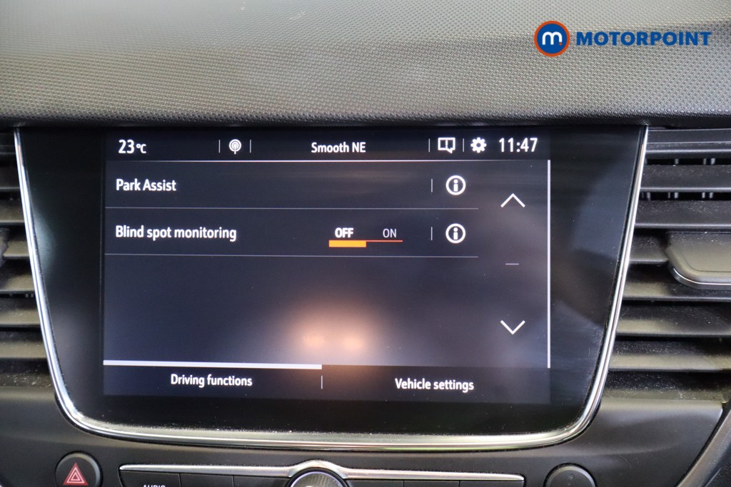 Vauxhall Crossland Ultimate Manual Diesel SUV - Stock Number (1575751) - 9th supplementary image