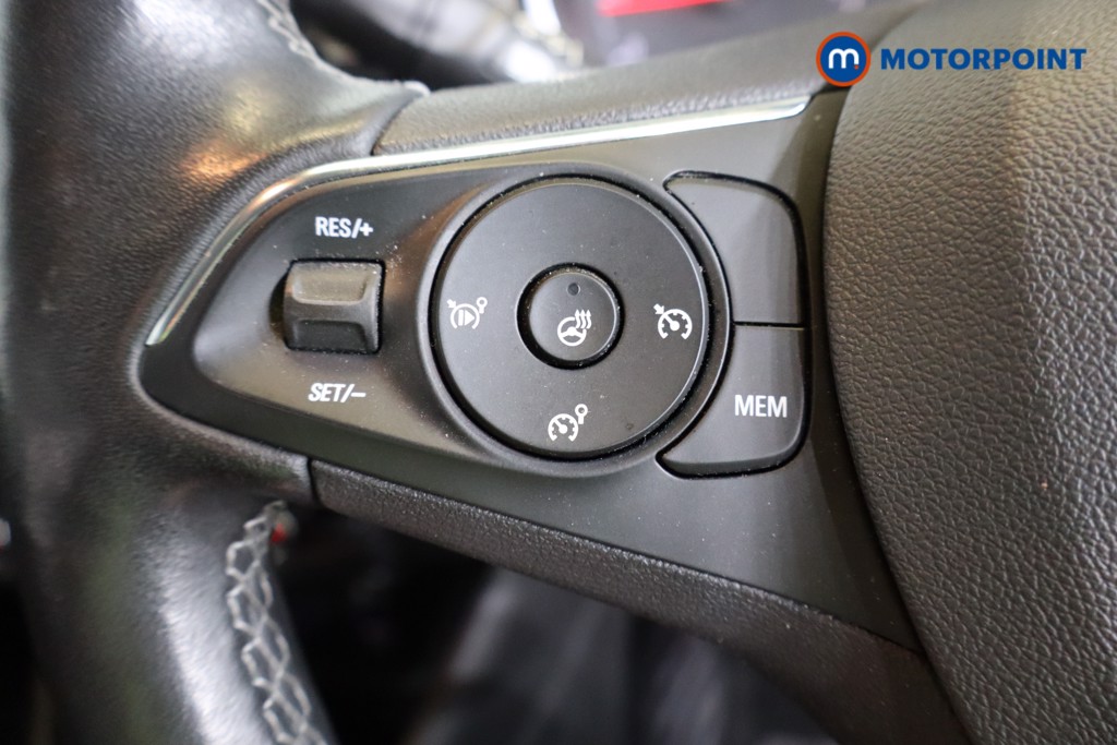 Vauxhall Crossland Ultimate Manual Diesel SUV - Stock Number (1575751) - 13th supplementary image