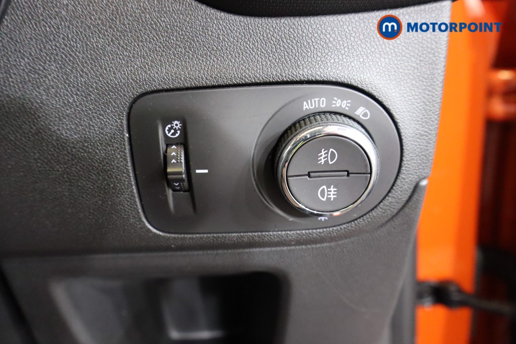 Vauxhall Crossland Ultimate Manual Diesel SUV - Stock Number (1575751) - 17th supplementary image