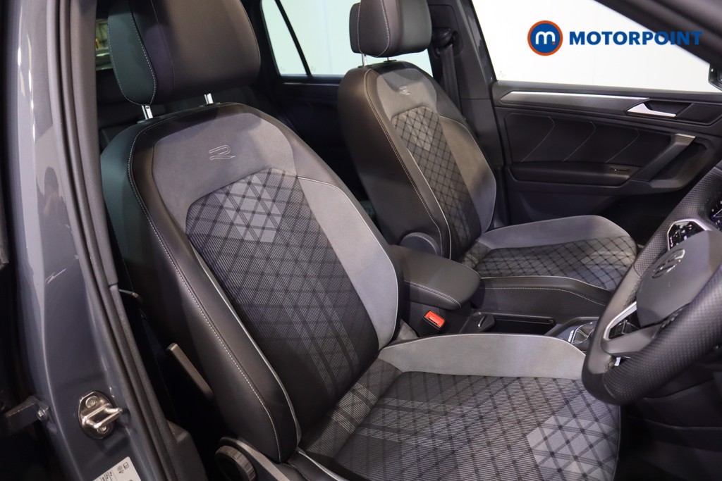 Volkswagen Tiguan R-Line Automatic Diesel SUV - Stock Number (1575963) - 7th supplementary image