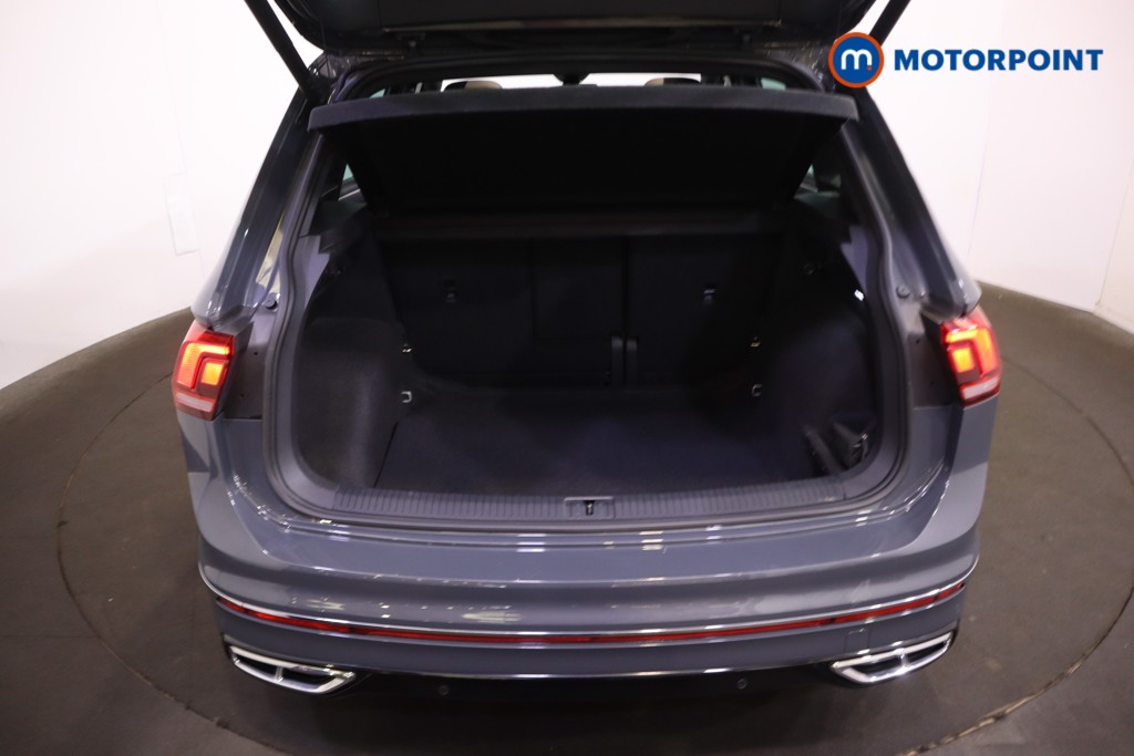 Volkswagen Tiguan R-Line Automatic Diesel SUV - Stock Number (1575963) - 9th supplementary image