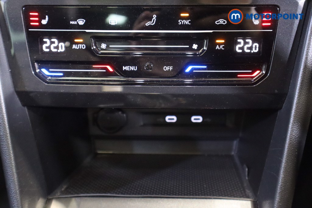 Volkswagen Tiguan R-Line Automatic Diesel SUV - Stock Number (1575963) - 21st supplementary image
