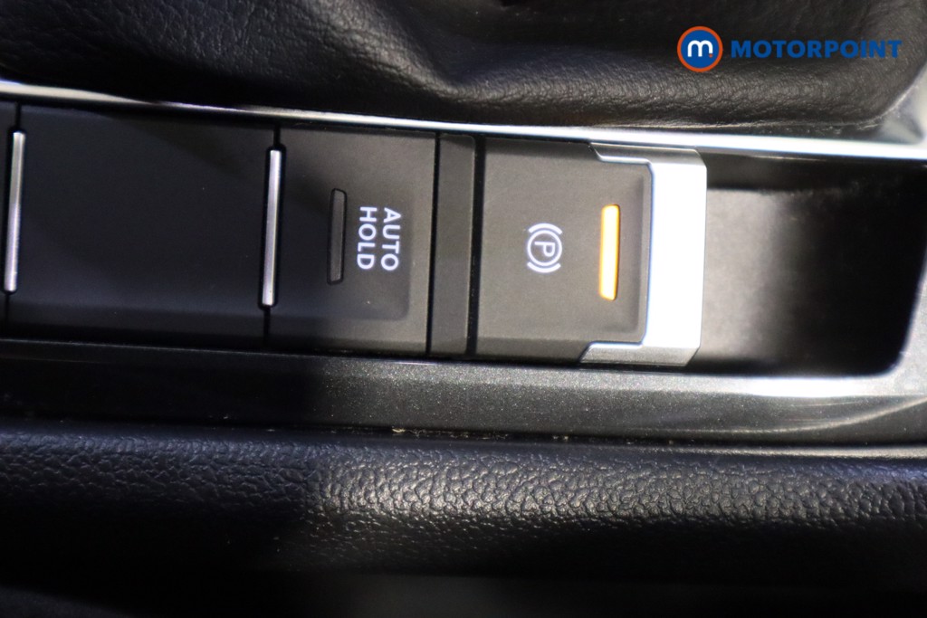 Volkswagen Tiguan R-Line Automatic Diesel SUV - Stock Number (1575963) - 24th supplementary image