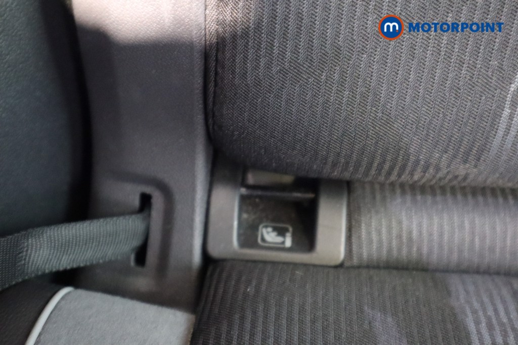 Volkswagen Tiguan R-Line Automatic Diesel SUV - Stock Number (1575963) - 30th supplementary image