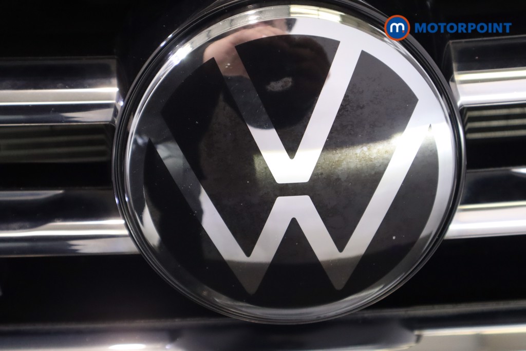 Volkswagen Tiguan R-Line Automatic Diesel SUV - Stock Number (1575963) - 41st supplementary image