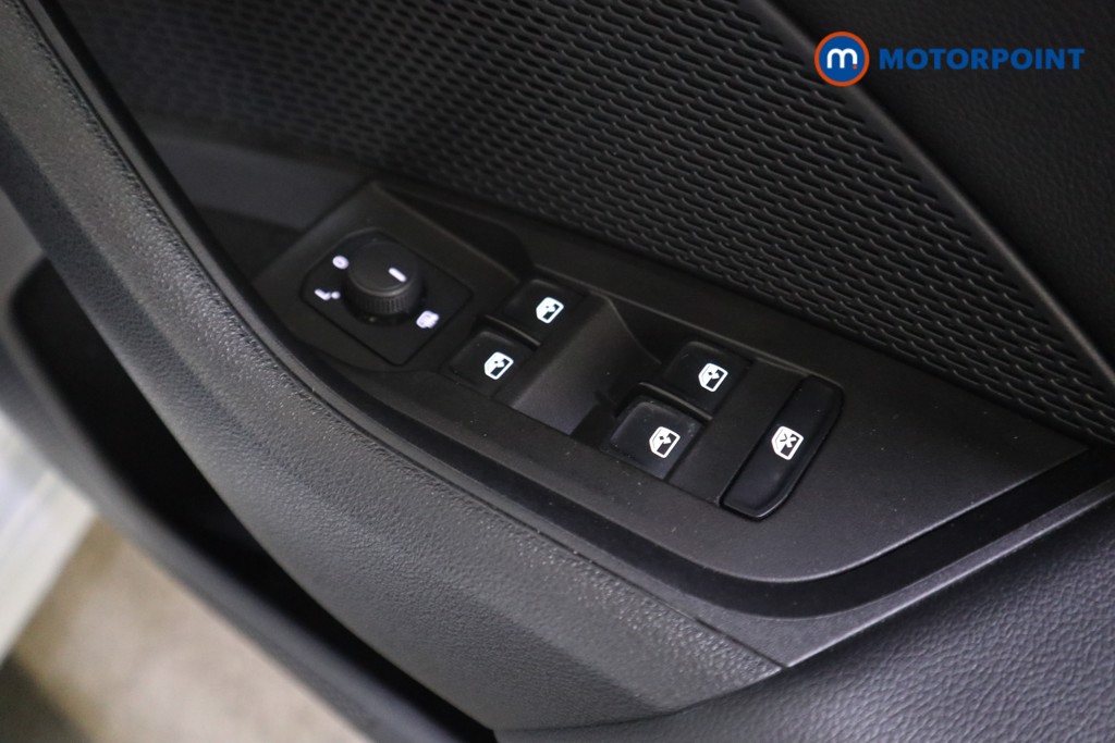 Skoda Octavia SE Manual Petrol Hatchback - Stock Number (1576034) - 10th supplementary image