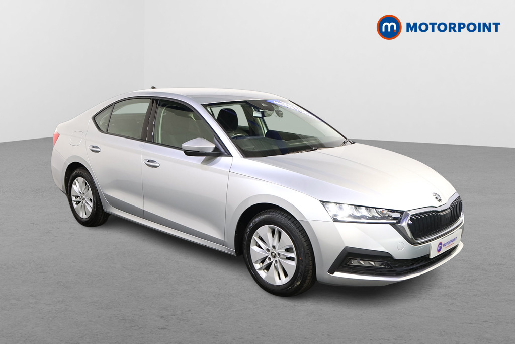 Skoda Octavia SE Manual Petrol Hatchback - Stock Number (1576034) - Drivers side front corner