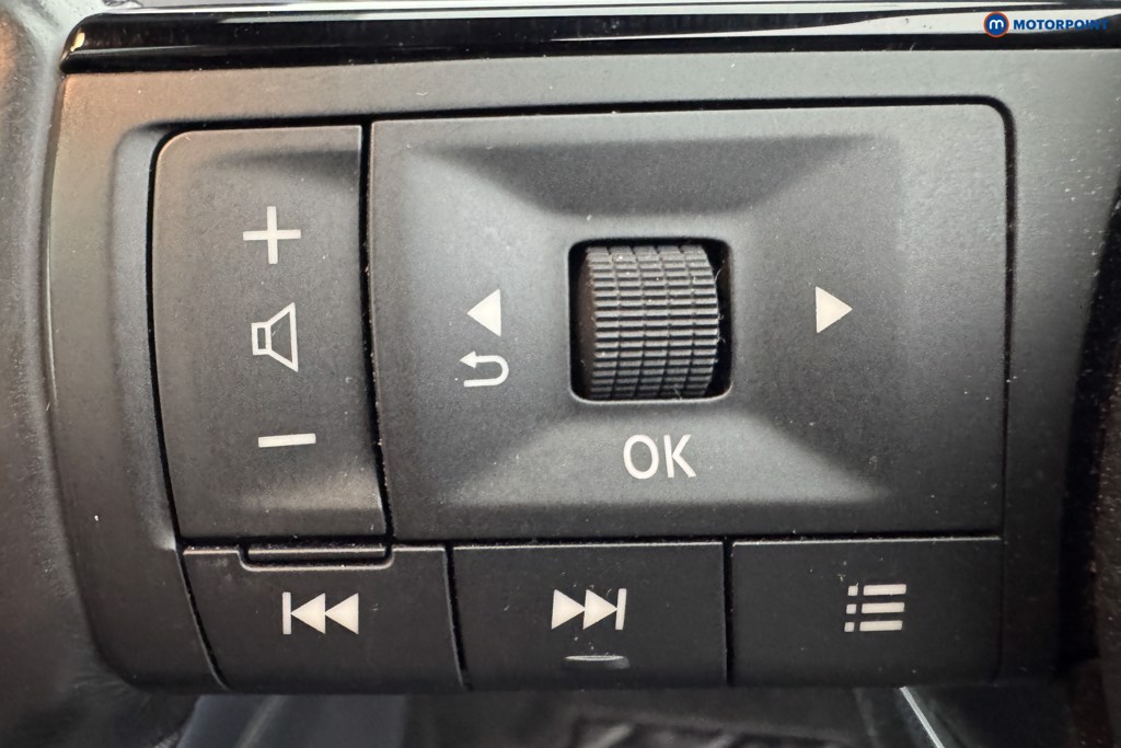 Nissan Qashqai Tekna Manual Petrol SUV - Stock Number (1576092) - 19th supplementary image