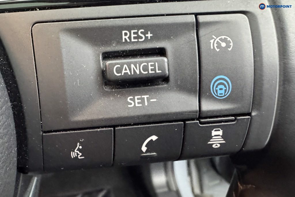 Nissan Qashqai Tekna Manual Petrol SUV - Stock Number (1576092) - 20th supplementary image