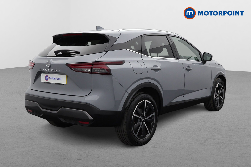 Nissan Qashqai Tekna Manual Petrol SUV - Stock Number (1576092) - Drivers side rear corner