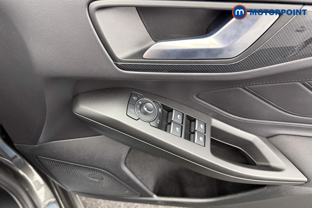 Ford Focus St-Line X Automatic Petrol-Electric Hybrid Estate - Stock Number (1576206) - 15th supplementary image