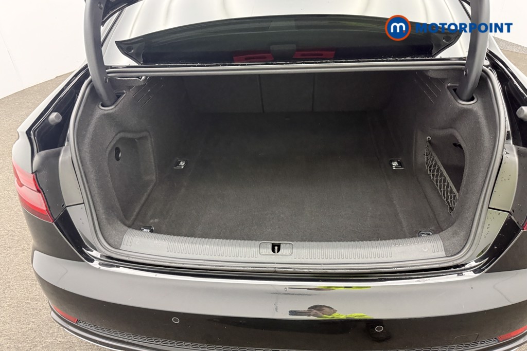 Audi A4 Black Edition Manual Petrol Saloon - Stock Number (1576303) - 6th supplementary image