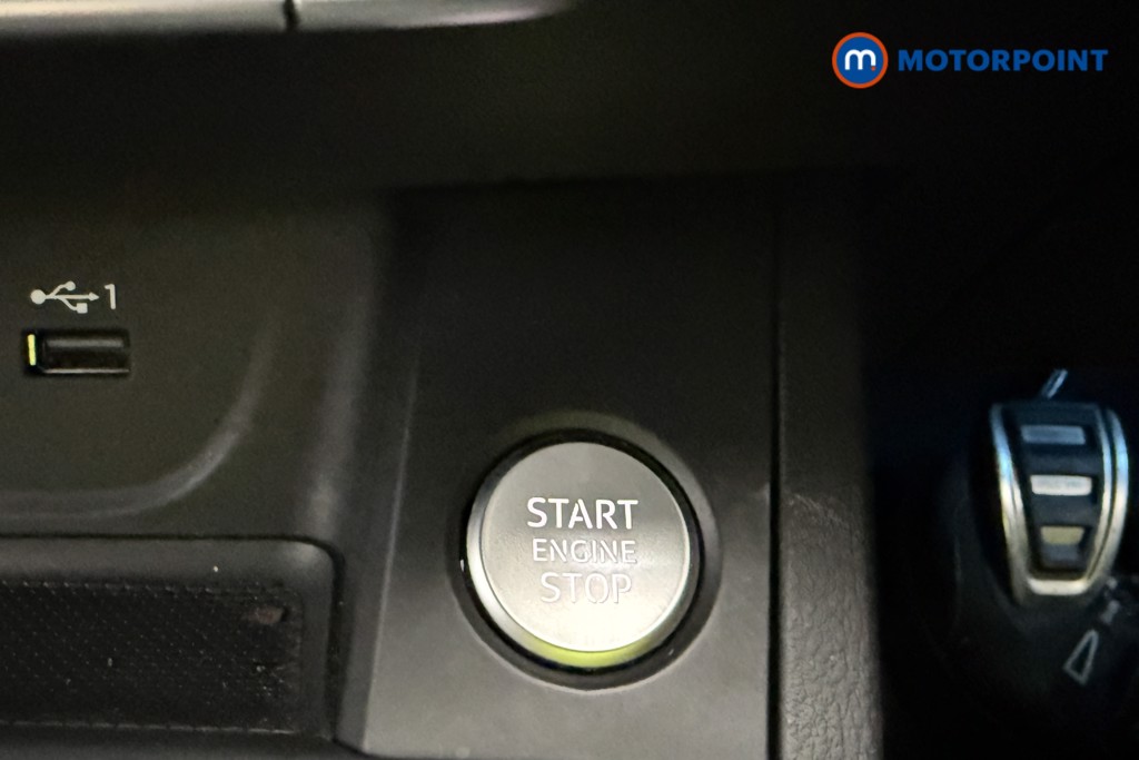Audi A4 Black Edition Manual Petrol Saloon - Stock Number (1576303) - 18th supplementary image