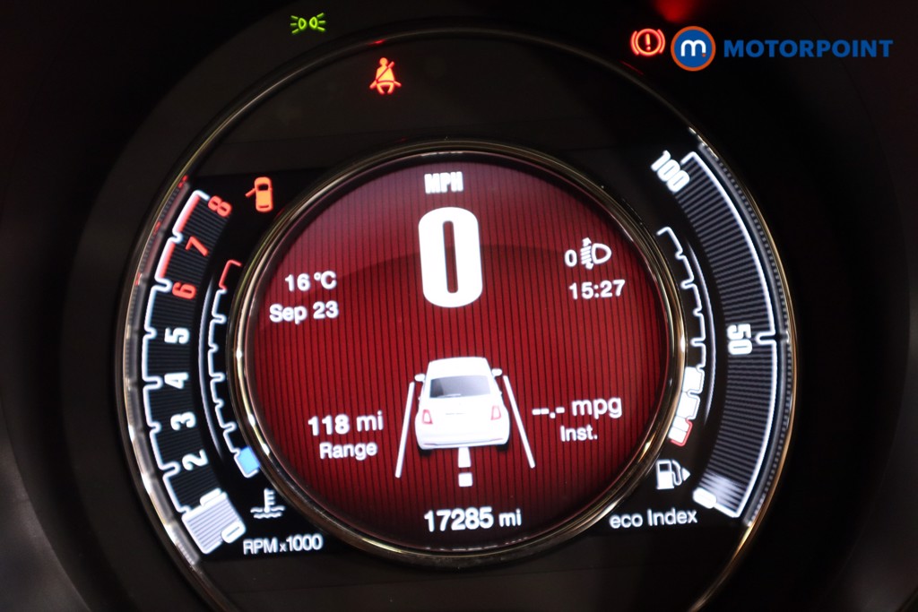 Fiat 500 Dolcevita Manual Petrol-Electric Hybrid Hatchback - Stock Number (1577116) - 4th supplementary image