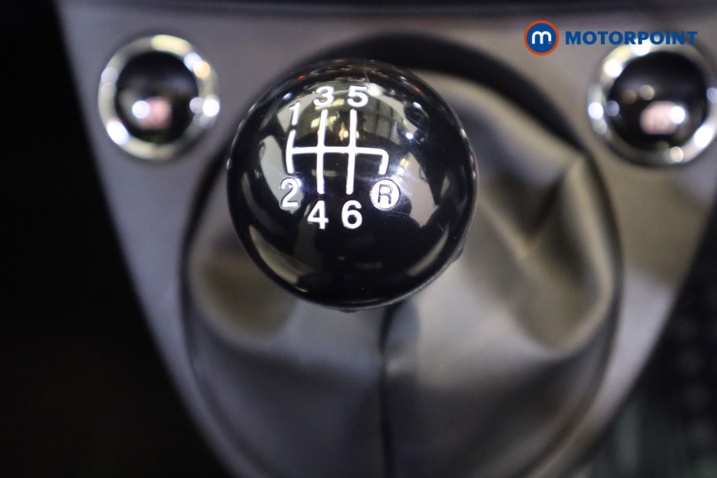Fiat 500 Dolcevita Manual Petrol-Electric Hybrid Hatchback - Stock Number (1577116) - 5th supplementary image
