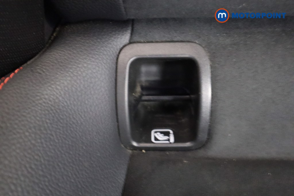 Mercedes-Benz GLA Amg Line Automatic Petrol SUV - Stock Number (1577188) - 27th supplementary image