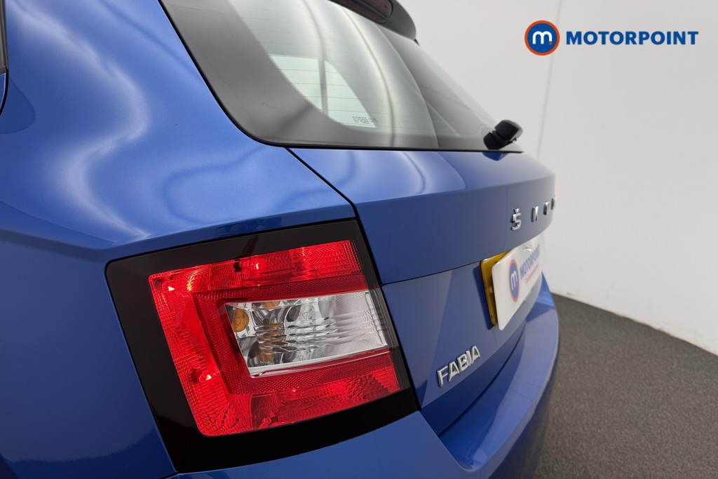 Skoda Fabia Colour Edition Manual Petrol Hatchback - Stock Number (1577228) - 25th supplementary image