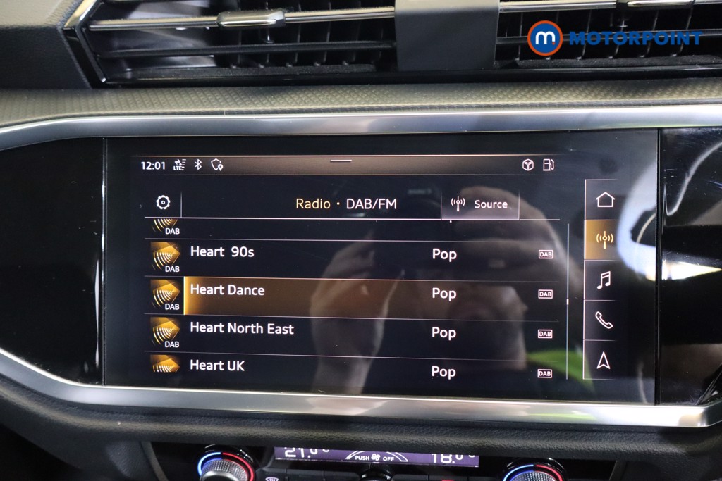 Audi Q3 Sport Manual Petrol SUV - Stock Number (1577794) - 5th supplementary image