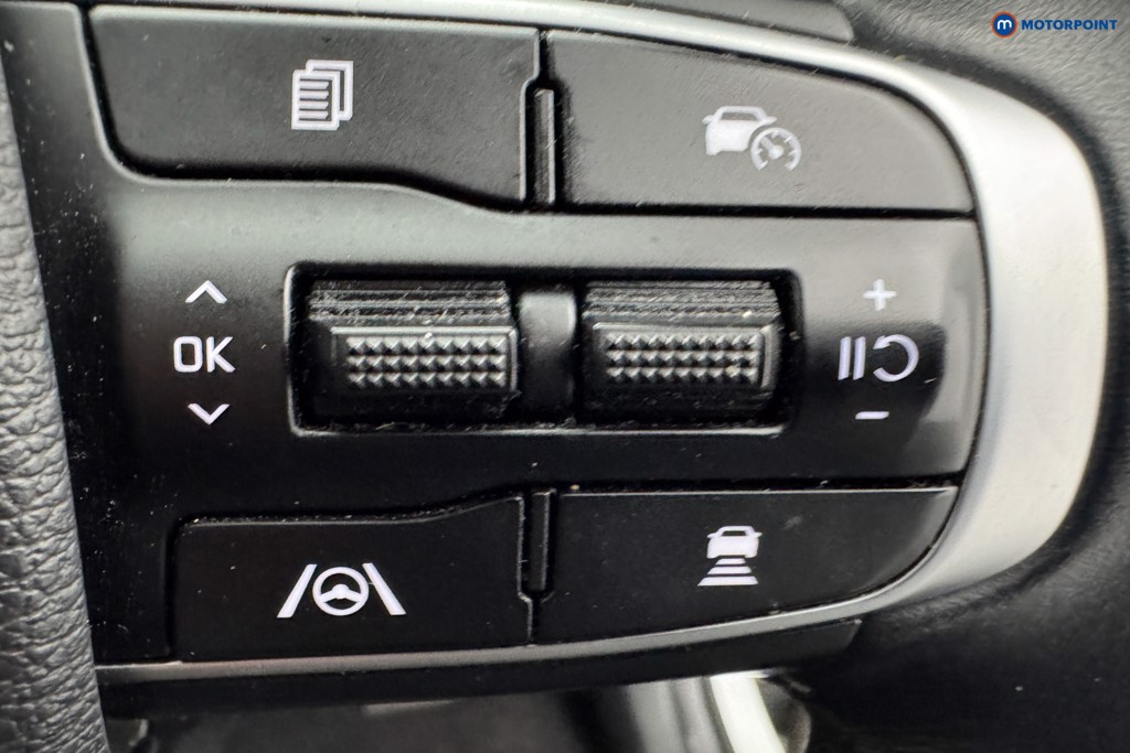 KIA Sportage 3 Automatic Petrol-Electric Hybrid SUV - Stock Number (1577882) - 19th supplementary image