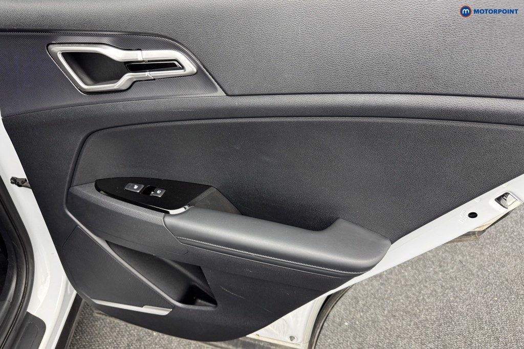 KIA Sportage 3 Automatic Petrol-Electric Hybrid SUV - Stock Number (1577882) - 25th supplementary image