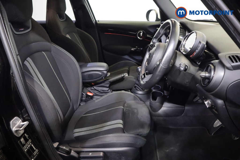 Mini Hatchback Cooper Sport Manual Petrol Hatchback - Stock Number (1577901) - 6th supplementary image