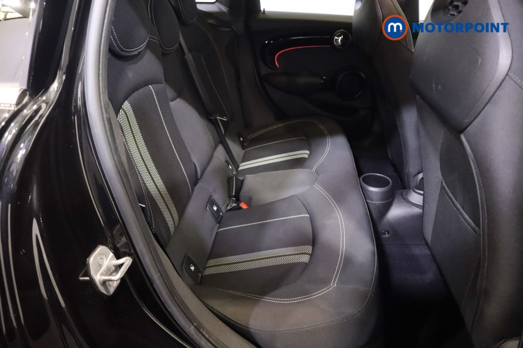 Mini Hatchback Cooper Sport Manual Petrol Hatchback - Stock Number (1577901) - 7th supplementary image