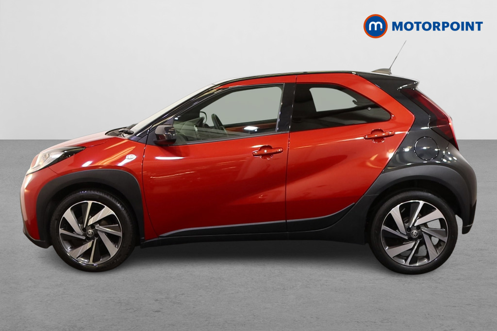 Toyota Aygo X Edge Manual Petrol Hatchback - Stock Number (1578276) - Passenger side