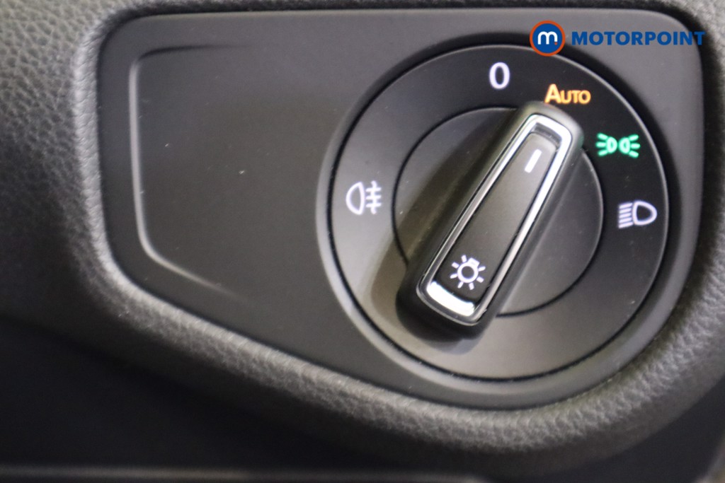 Volkswagen Golf SE Manual Petrol Hatchback - Stock Number (1578700) - 16th supplementary image